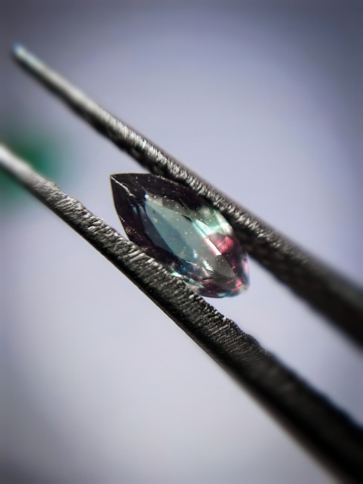 アレキサンドライトの鑑定